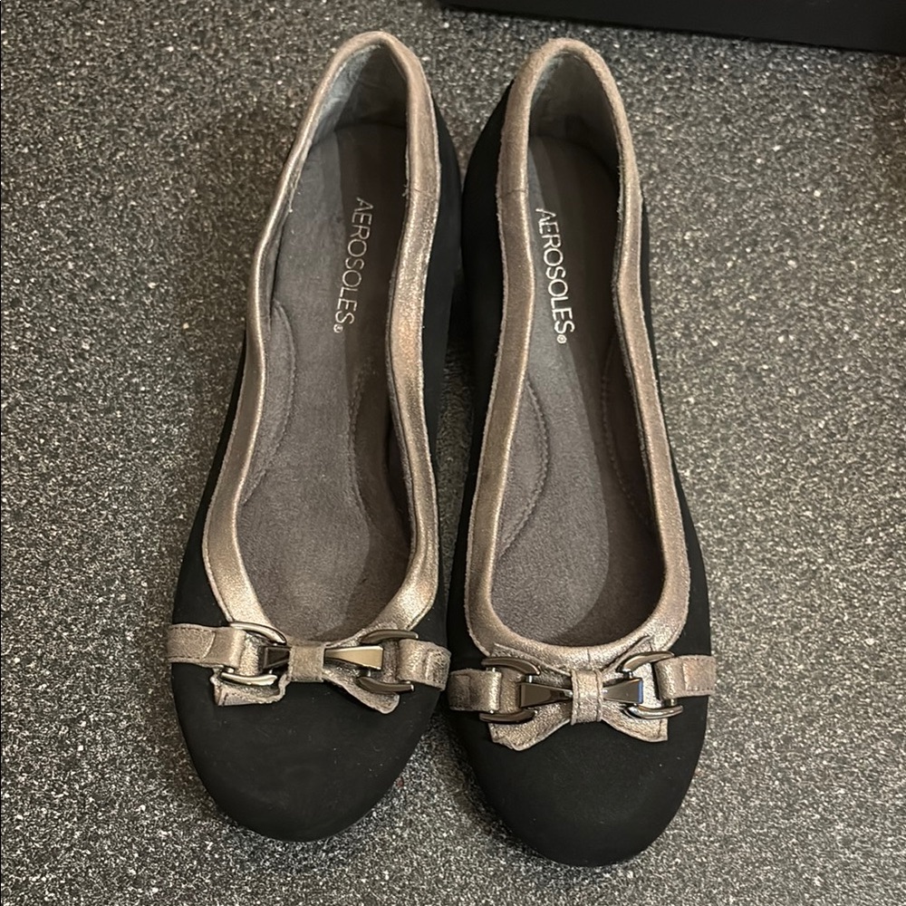 Aerosoles Women's Black and Silver Flats - Picture 4 of 5